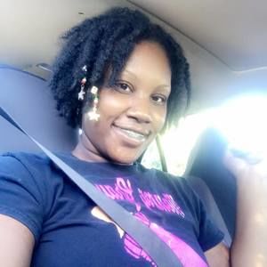 Meet your Posher, Maxine